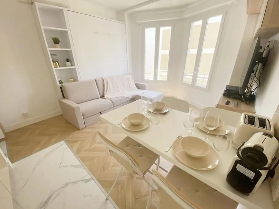 Appartement 2P Idealement Place Juan Les Pins Daire Juan-les-Pins